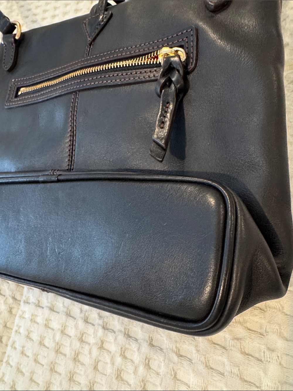 Dooney Bourke ⭐️ Florentine Medium Toggle Crossbody Black - Picture 11 of 12
